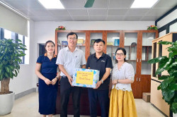 ĐOÀN XÃ LAM THÀNH TẶNG QUÀ TRI ÂN