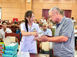 CHƯƠNG TRÌNH KHÁM MẮT, TƯ VẤN ĐIỀU TRỊ CHO THƯƠNG BINH, BỆNH BINH