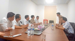 XÃ HƯNG NGUYÊN NAM THĂM, TẶNG QUÀ NHÂN NHÂN NGÀY 27/07