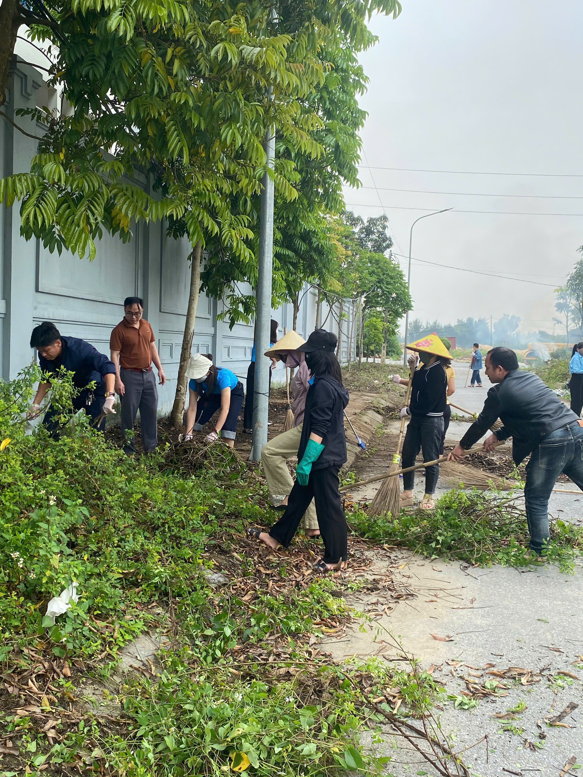 Hưởng ứng kỷ niệm 50 năm ngày Giải phóng Miền Nam, thống nhất đất nước, kỷ niệm 139 năm ngày Quốc tế Lao động