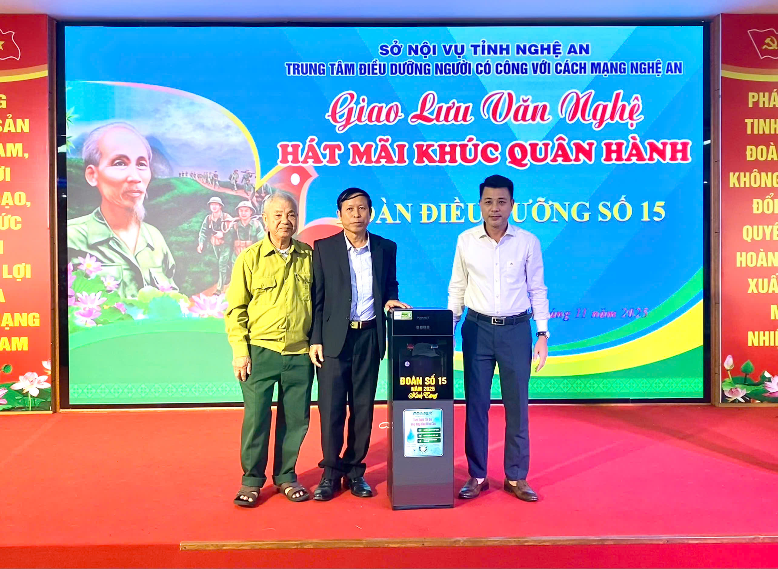 CHIA TAY ĐOÀN ĐIỀU DƯỠNG SỐ 15/2025